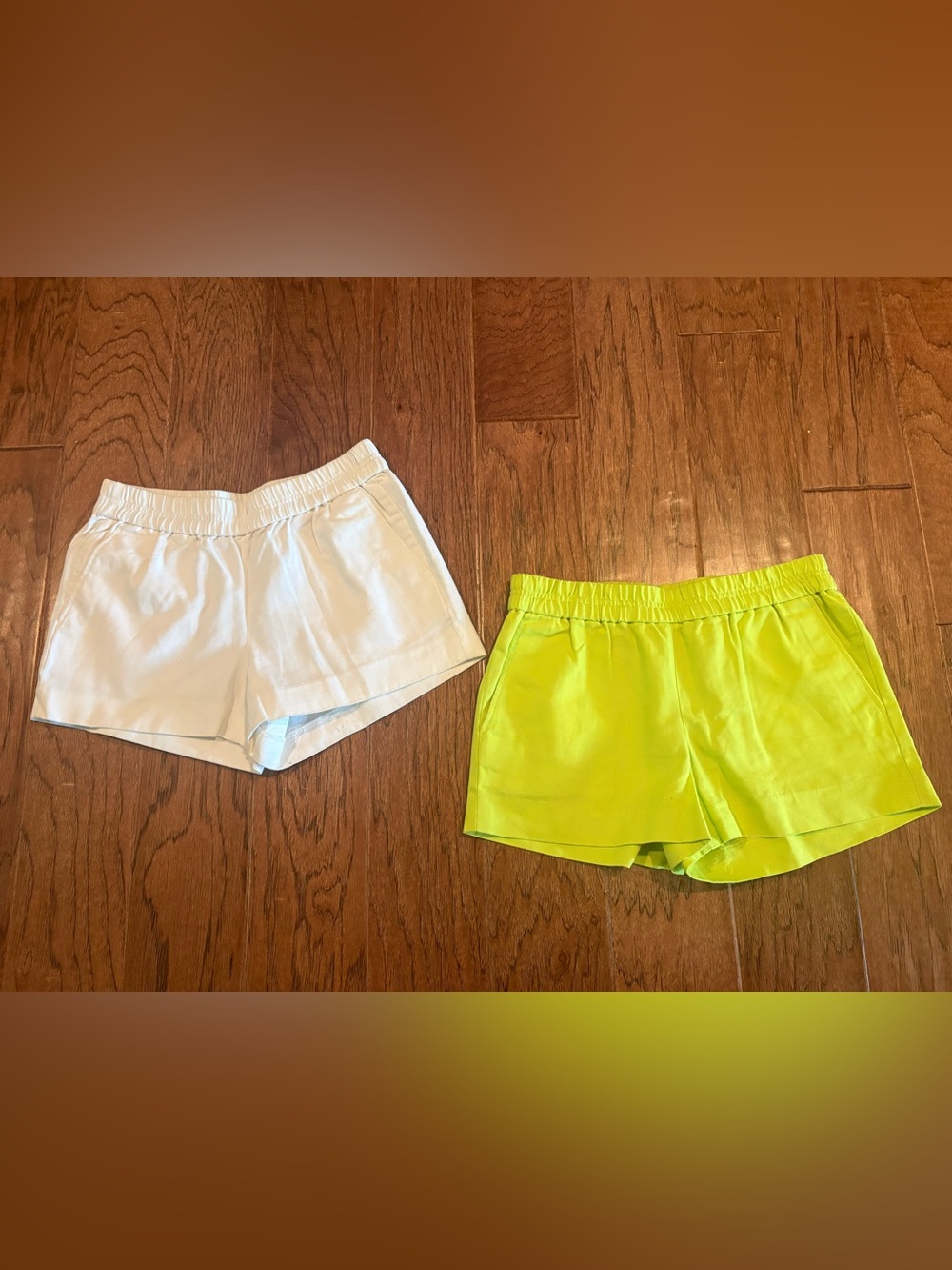 Lot of 2 JCrew Boardwalk Pull-On Elastic Waist Shorts Size 2 Green and Off White